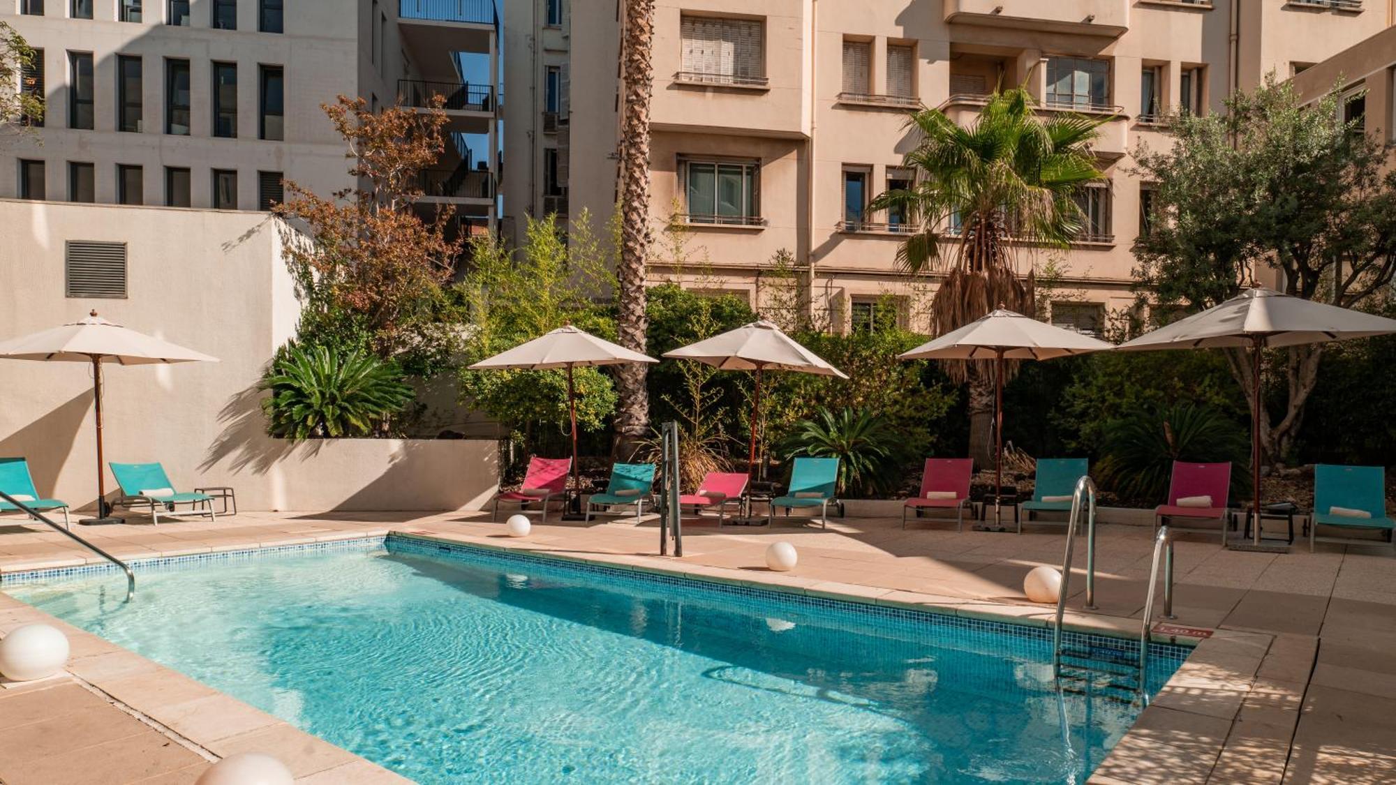 Holiday Inn Toulon City Centre By Ihg Bagian luar foto