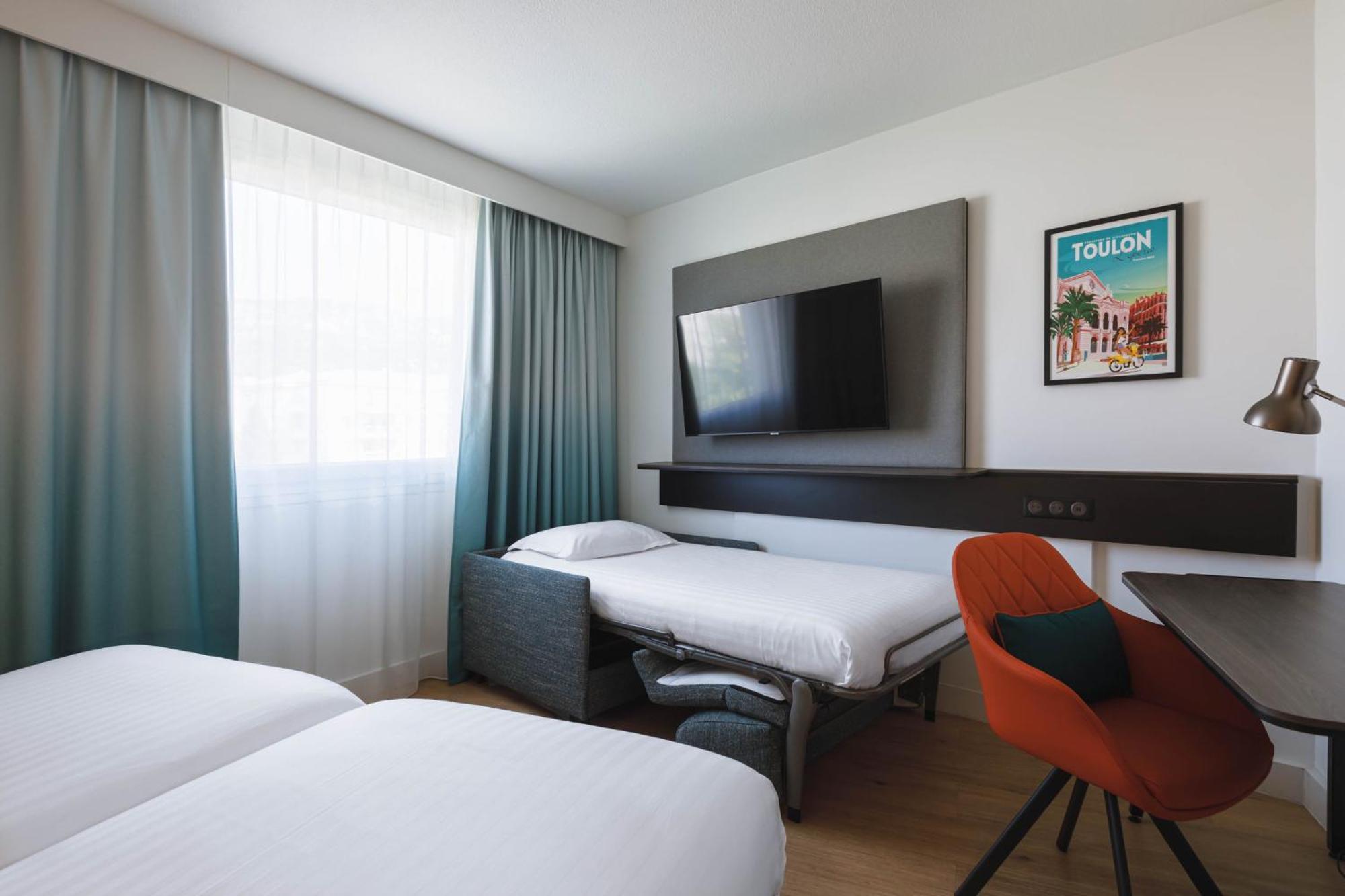 Holiday Inn Toulon City Centre By Ihg Bagian luar foto