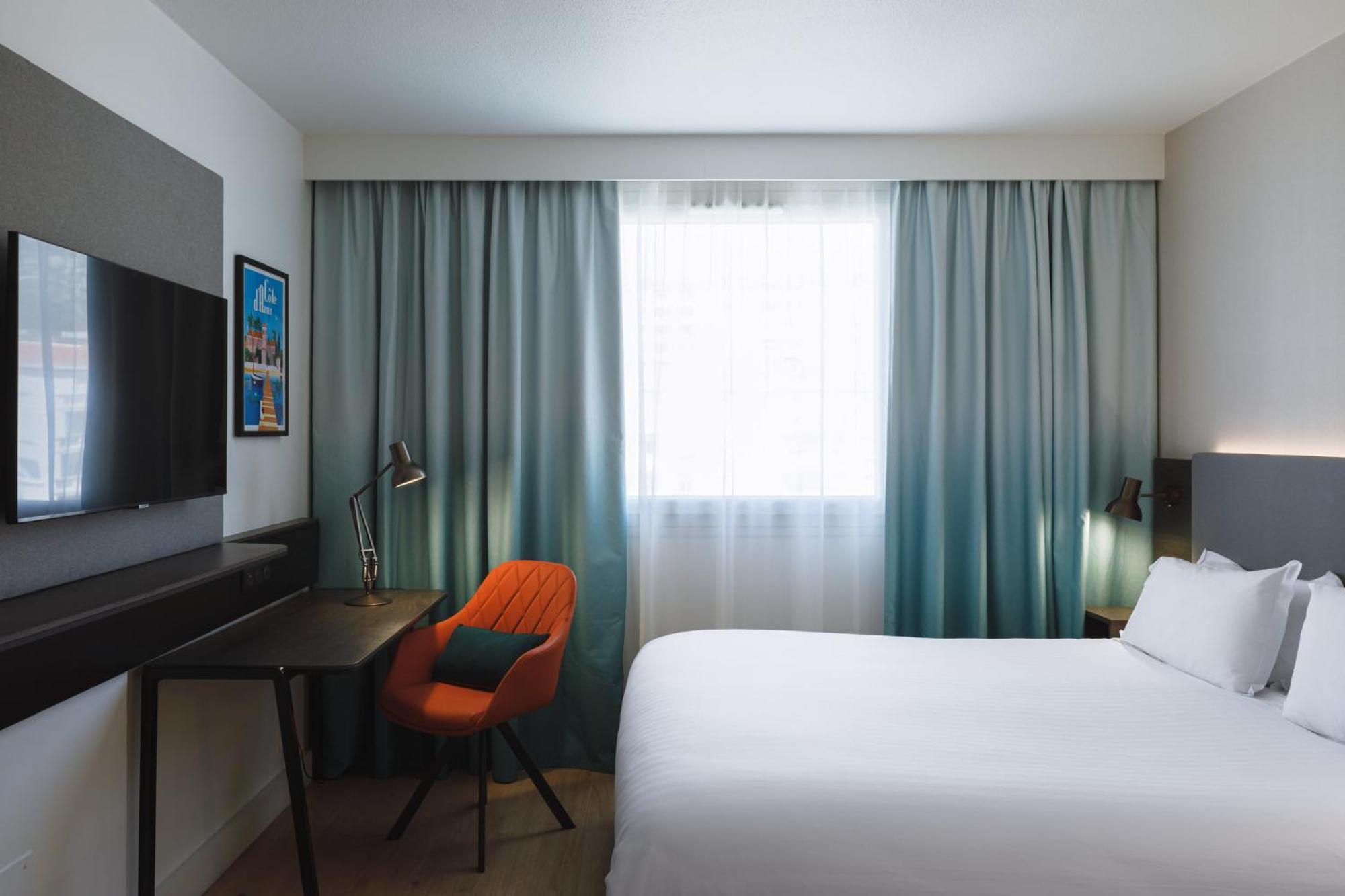 Holiday Inn Toulon City Centre By Ihg Bagian luar foto
